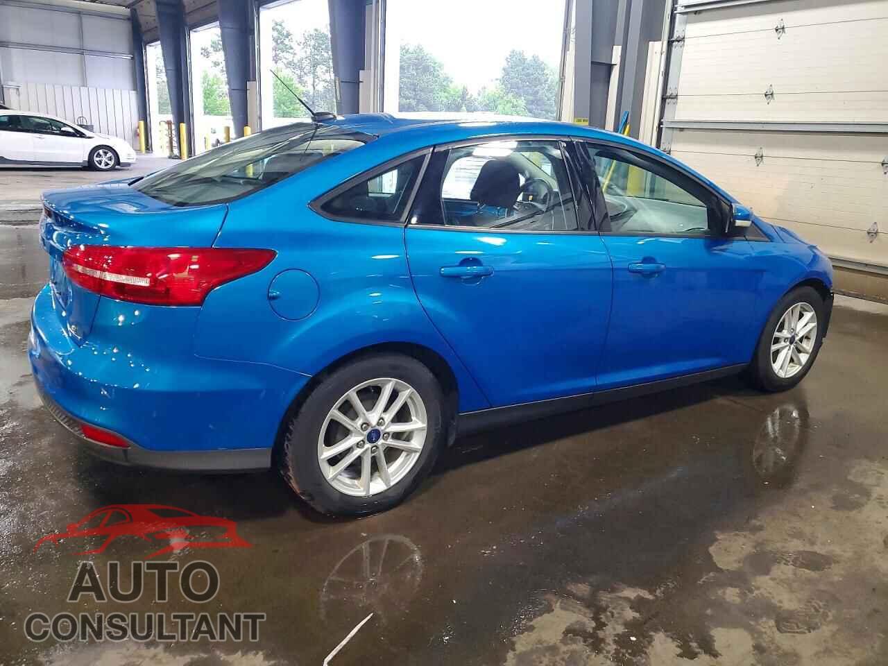 FORD FOCUS 2015 - 1FADP3F24FL294118