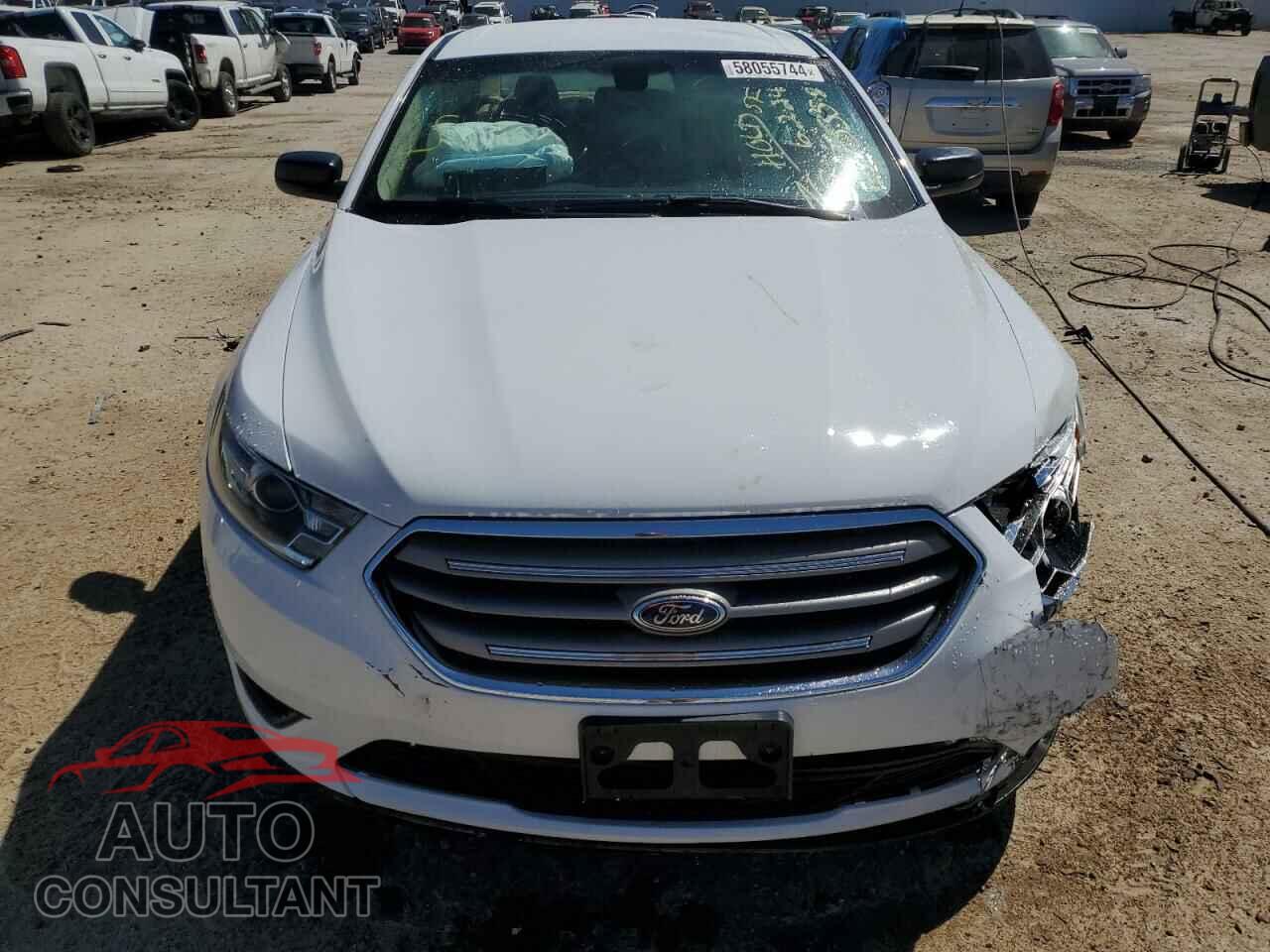 FORD TAURUS 2016 - 1FAHP2D84GG136357
