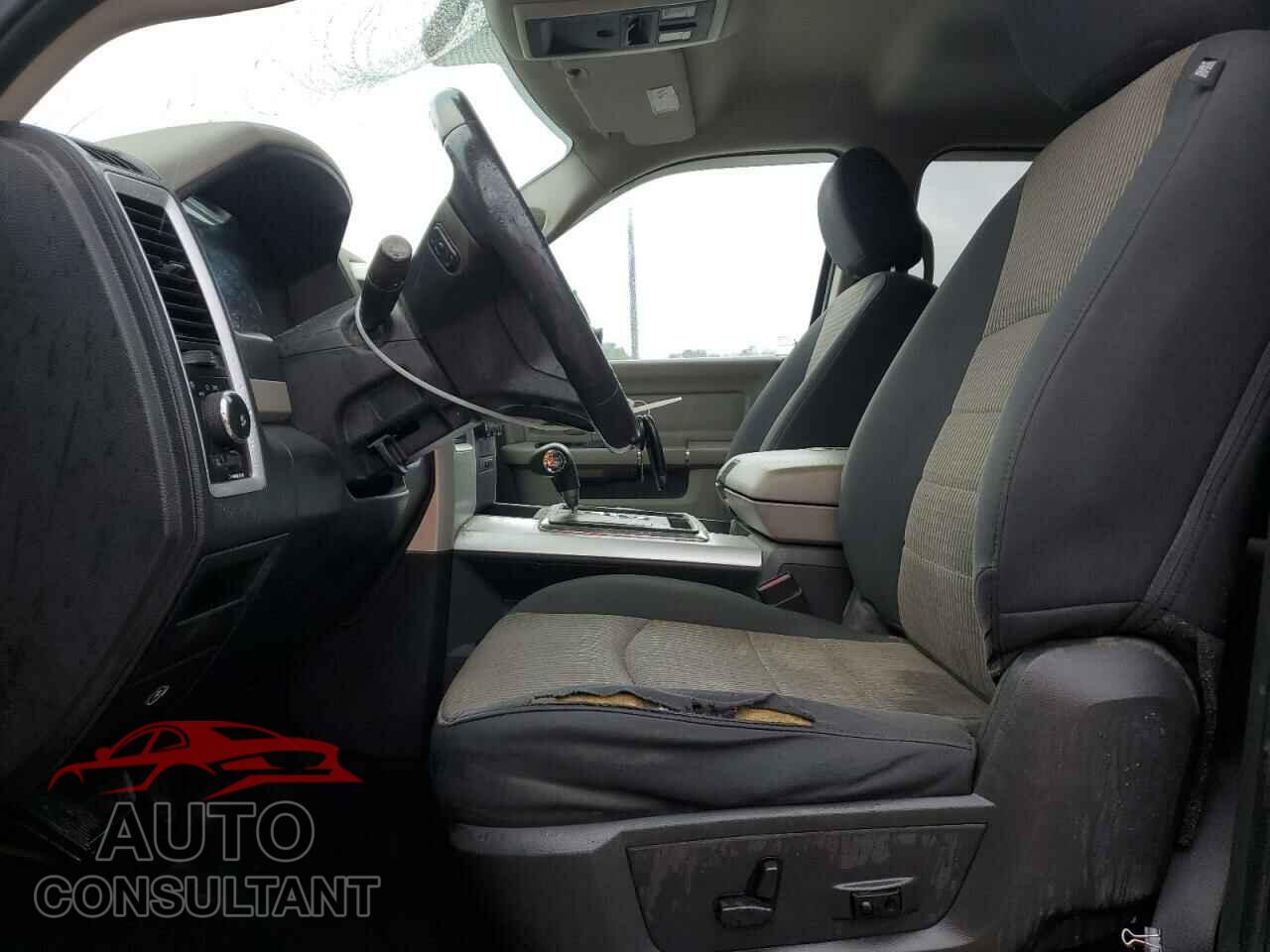 DODGE RAM 1500 2012 - 1C6RD7LT8CS218648