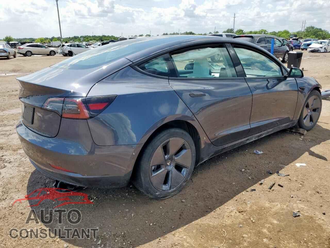 TESLA MODEL 3 2023 - 5YJ3E1EA8PF696172