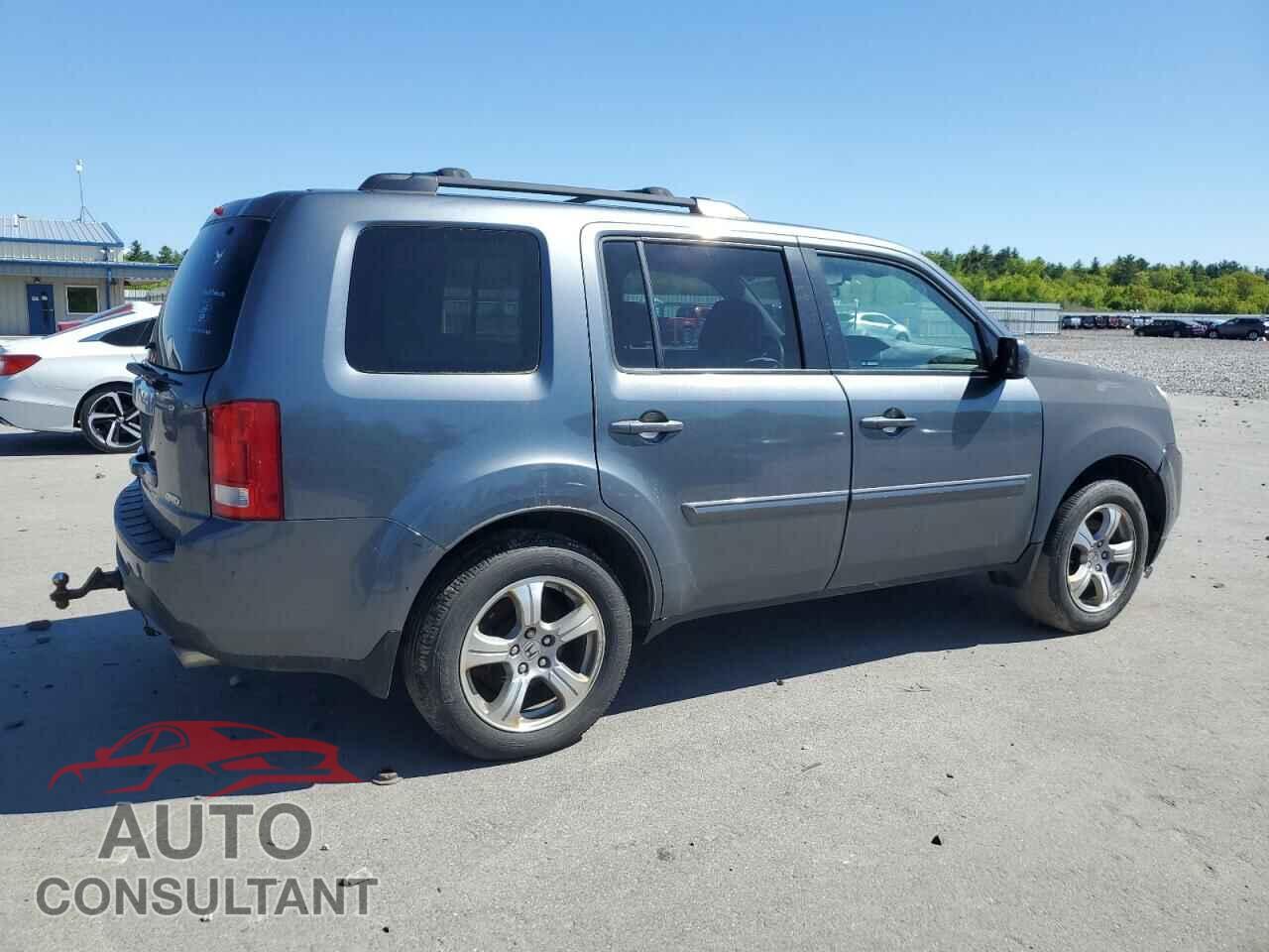 HONDA PILOT 2013 - 5FNYF4H41DB025688