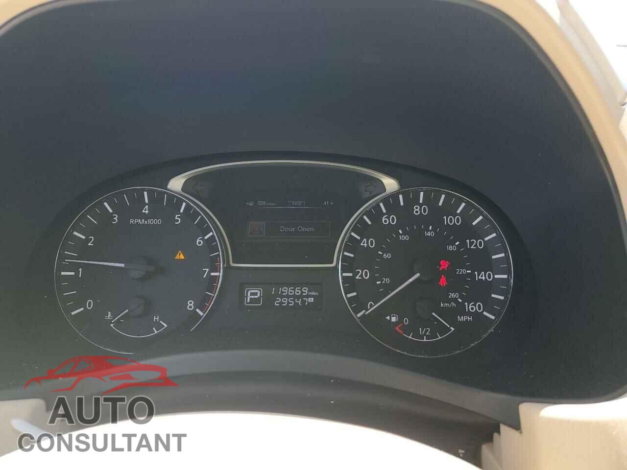NISSAN PATHFINDER 2013 - 5N1AR2MMXDC644589