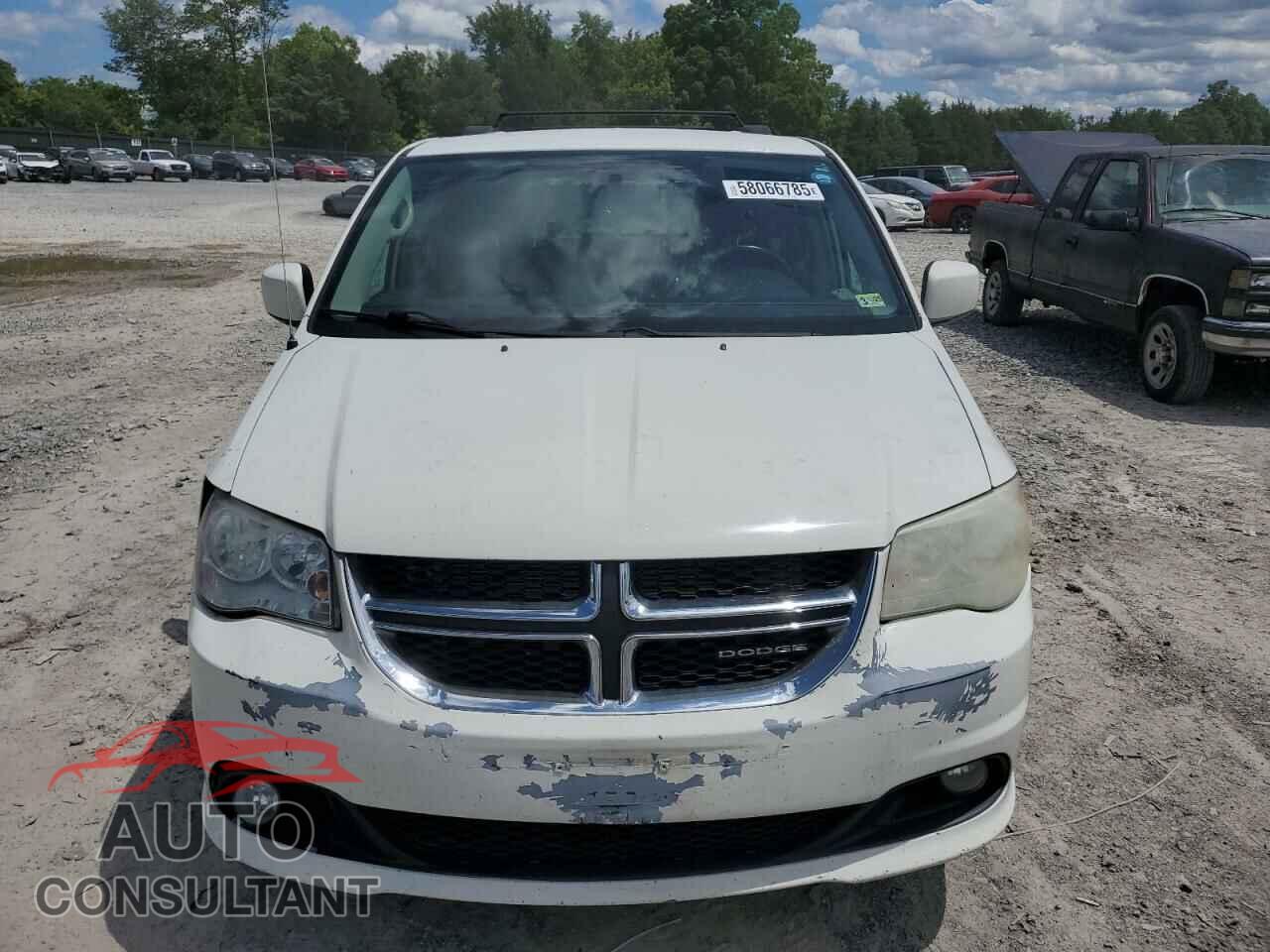 DODGE CARAVAN 2011 - 2D4RN5DG5BR689526