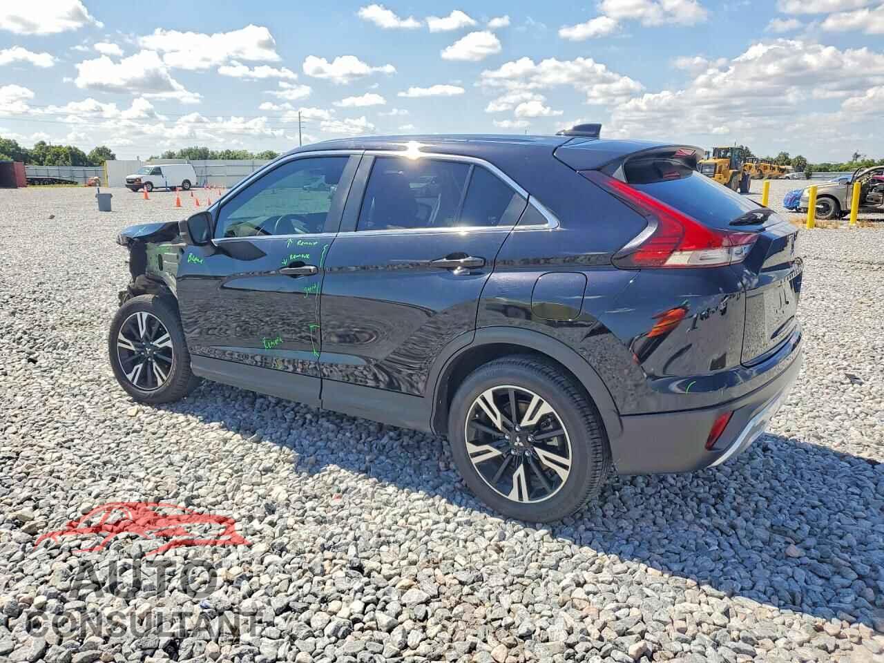 MITSUBISHI ECLIPSE 2024 - JA4ATWAAXRZ001035