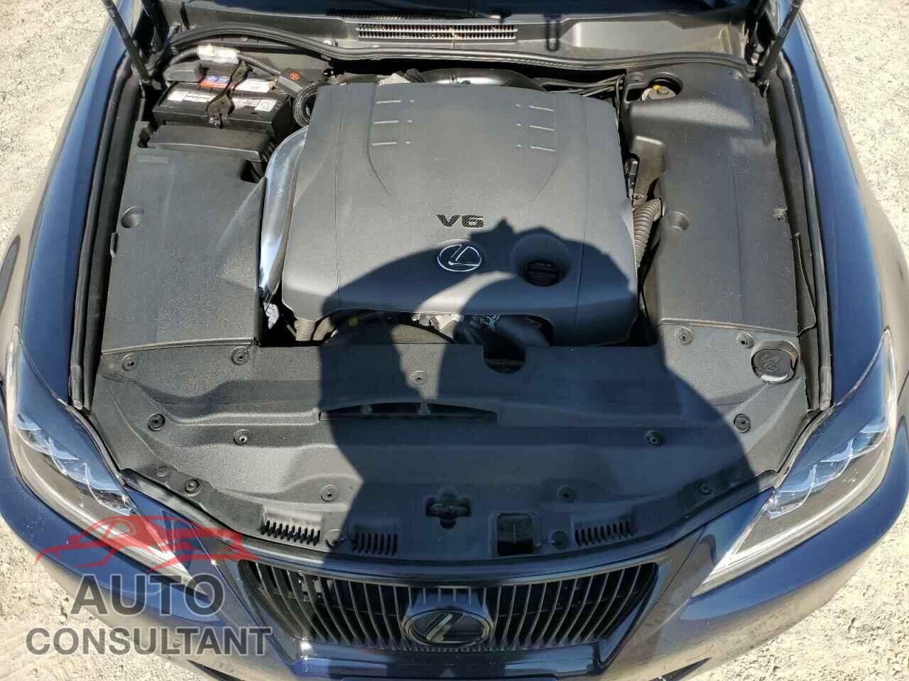 LEXUS IS 2011 - JTHBF5C29B5149755