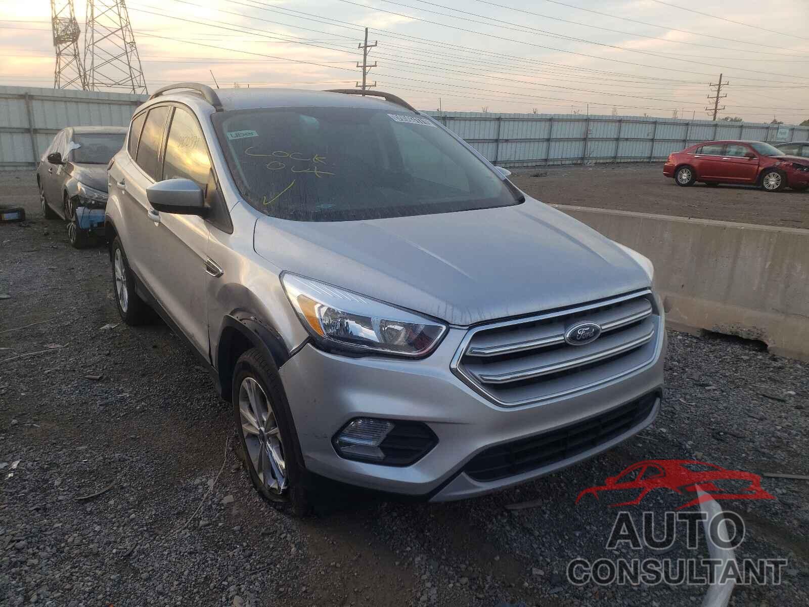 FORD ESCAPE 2018 - 1FMCU9G92JUB49137