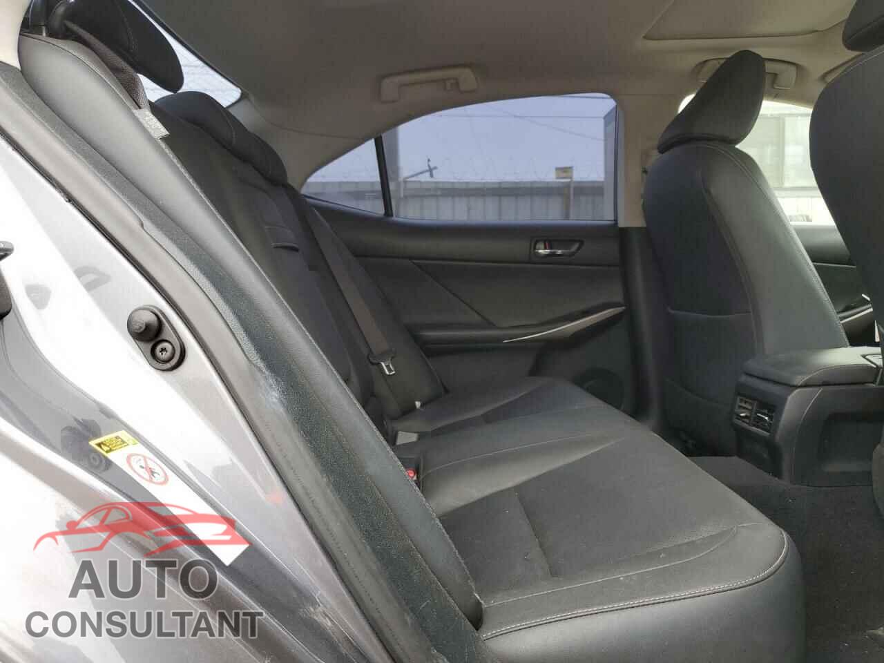 LEXUS IS 2015 - JTHBF1D28F5074947