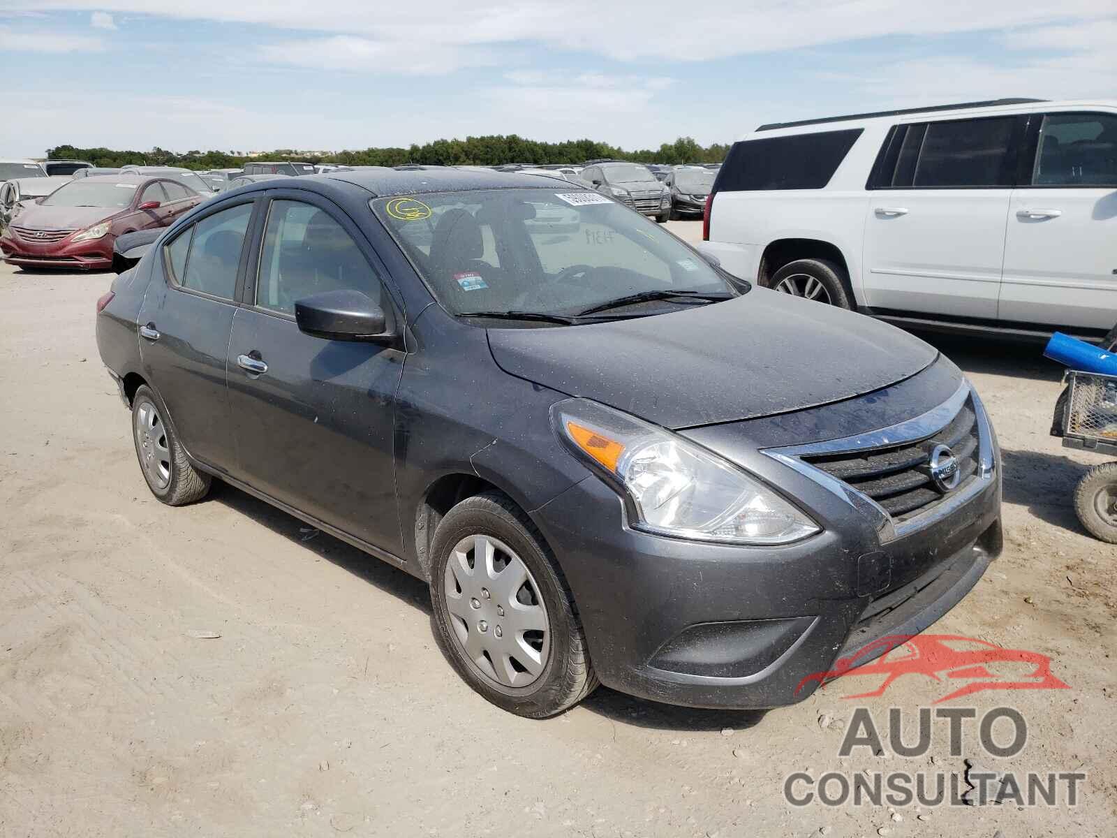 NISSAN VERSA 2017 - 3N1CN7AP5HL845477