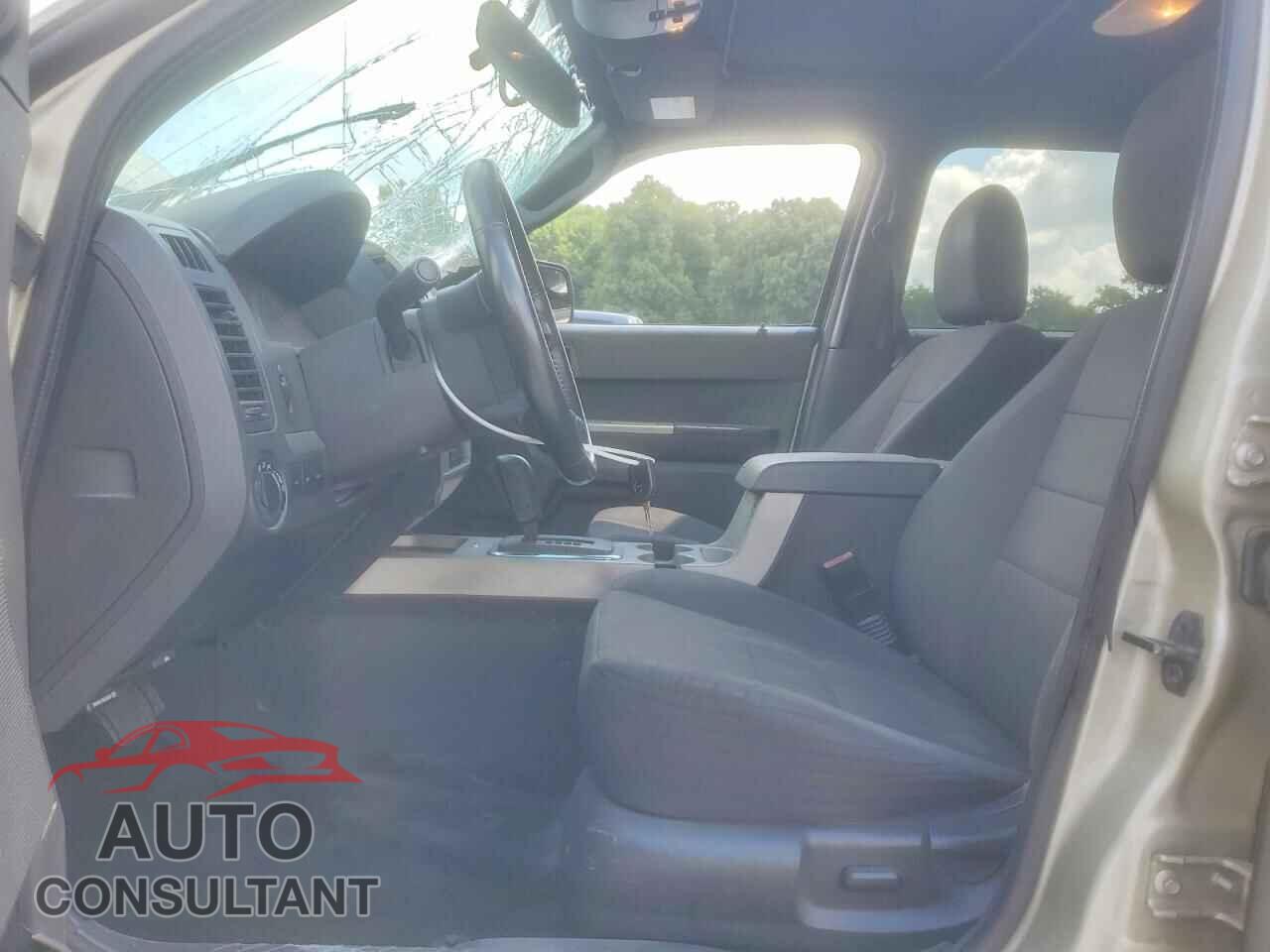 FORD ESCAPE 2011 - 1FMCU9DG4BKA72416