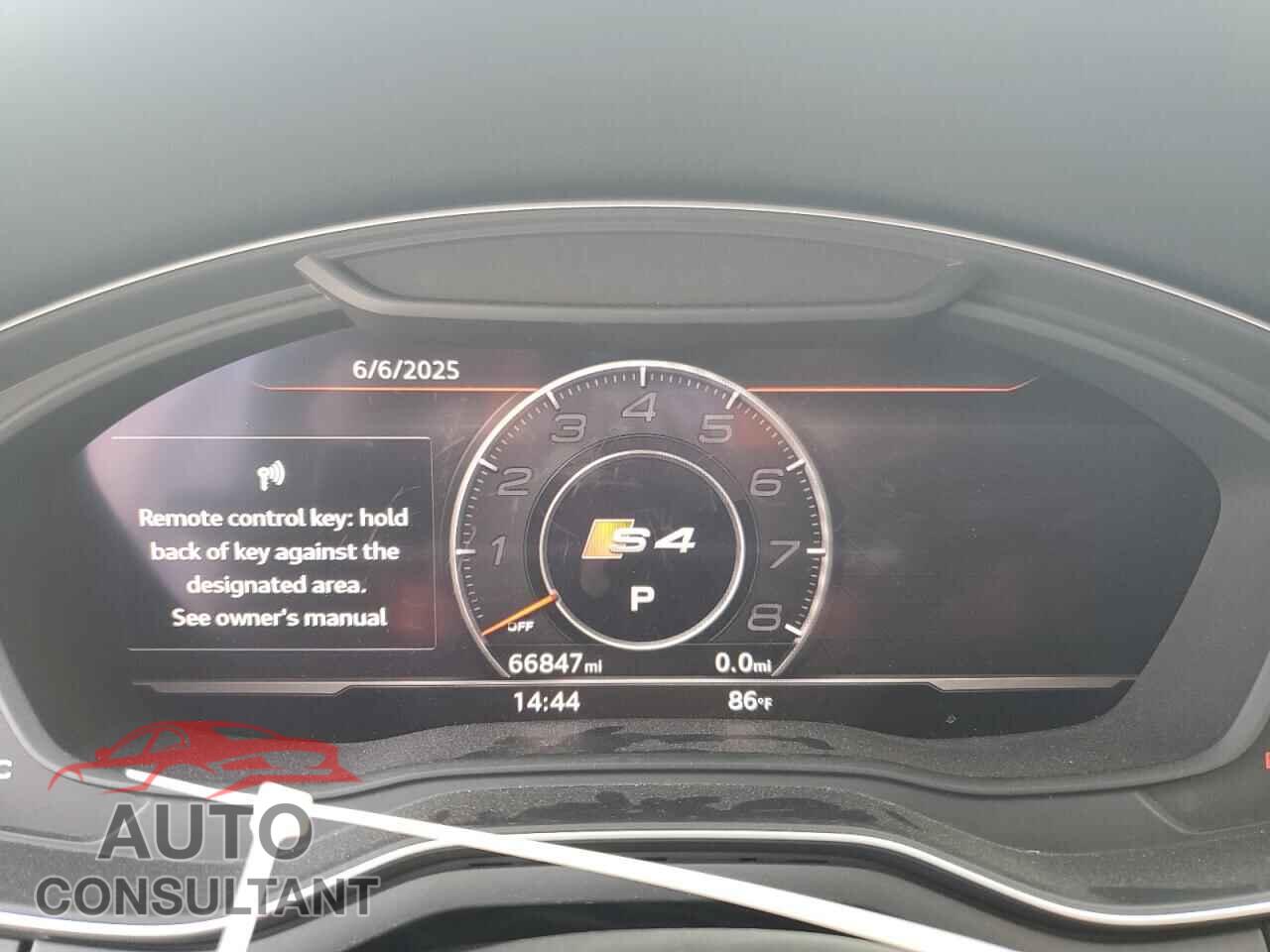 AUDI S4/RS4 2018 - WAUC4AF4XJA044226