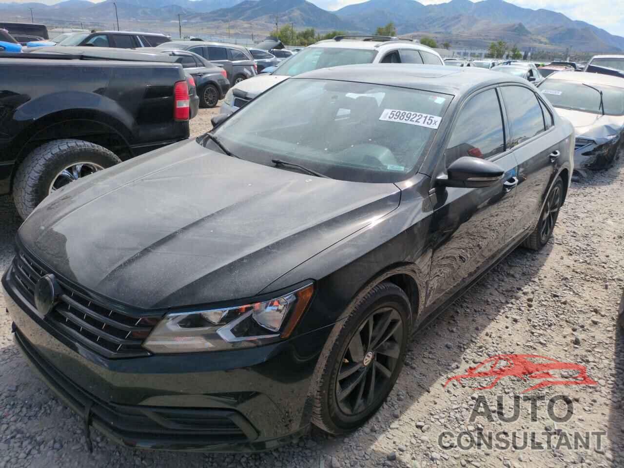 VOLKSWAGEN PASSAT 2018 - 1VWBA7A36JC010584