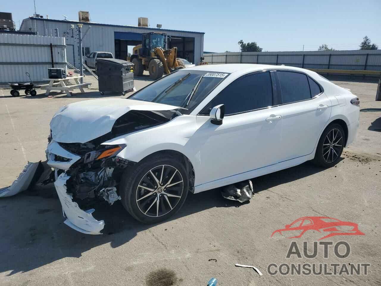 TOYOTA CAMRY 2023 - 4T1G11AK6PU790565