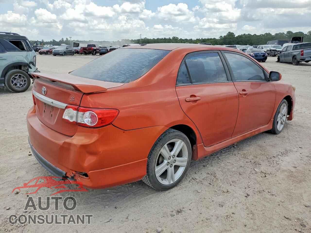 TOYOTA COROLLA 2013 - 2T1BU4EE5DC090573