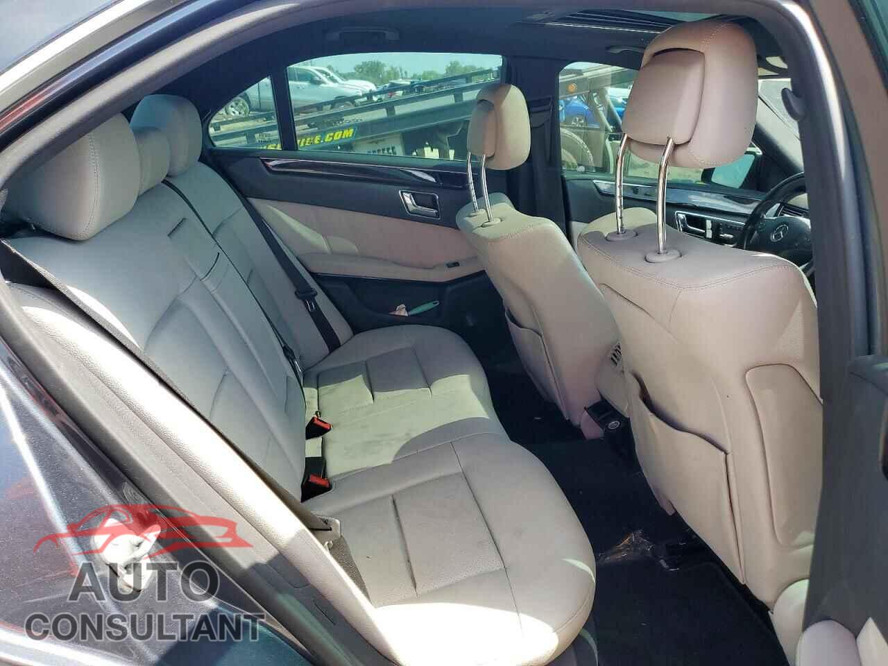 MERCEDES-BENZ E-CLASS 2010 - WDDHF5GB7AA075043