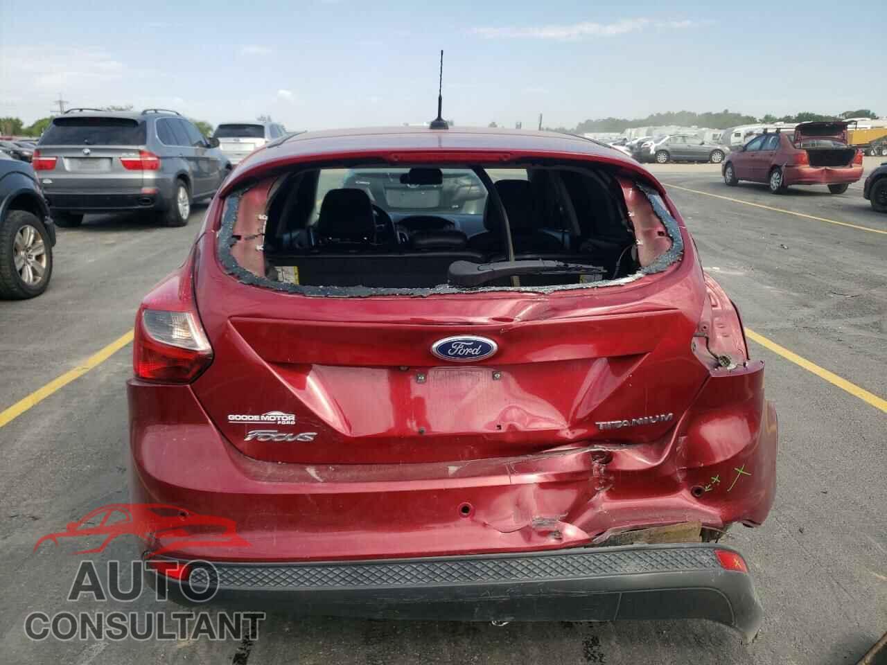 FORD FOCUS 2014 - 1FADP3N25EL118551