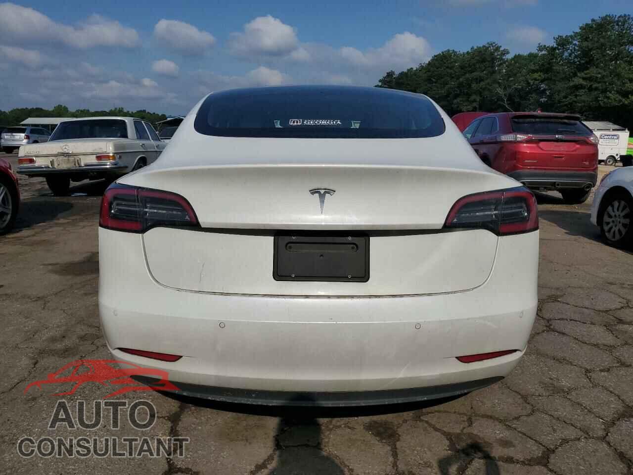 TESLA MODEL 3 2021 - 5YJ3E1EA7MF852097