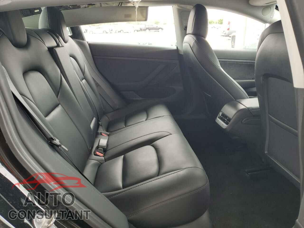 TESLA MODEL 3 2021 - 5YJ3E1EA1MF911662