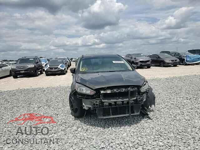 FORD FOCUS 2016 - 1FADP3K25GL318367
