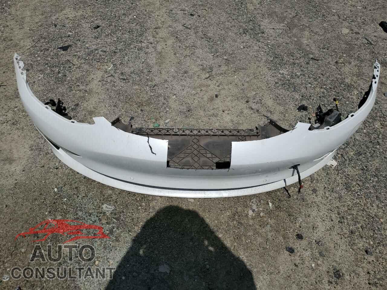 TESLA MODEL 3 2018 - 5YJ3E1EB5JF128736