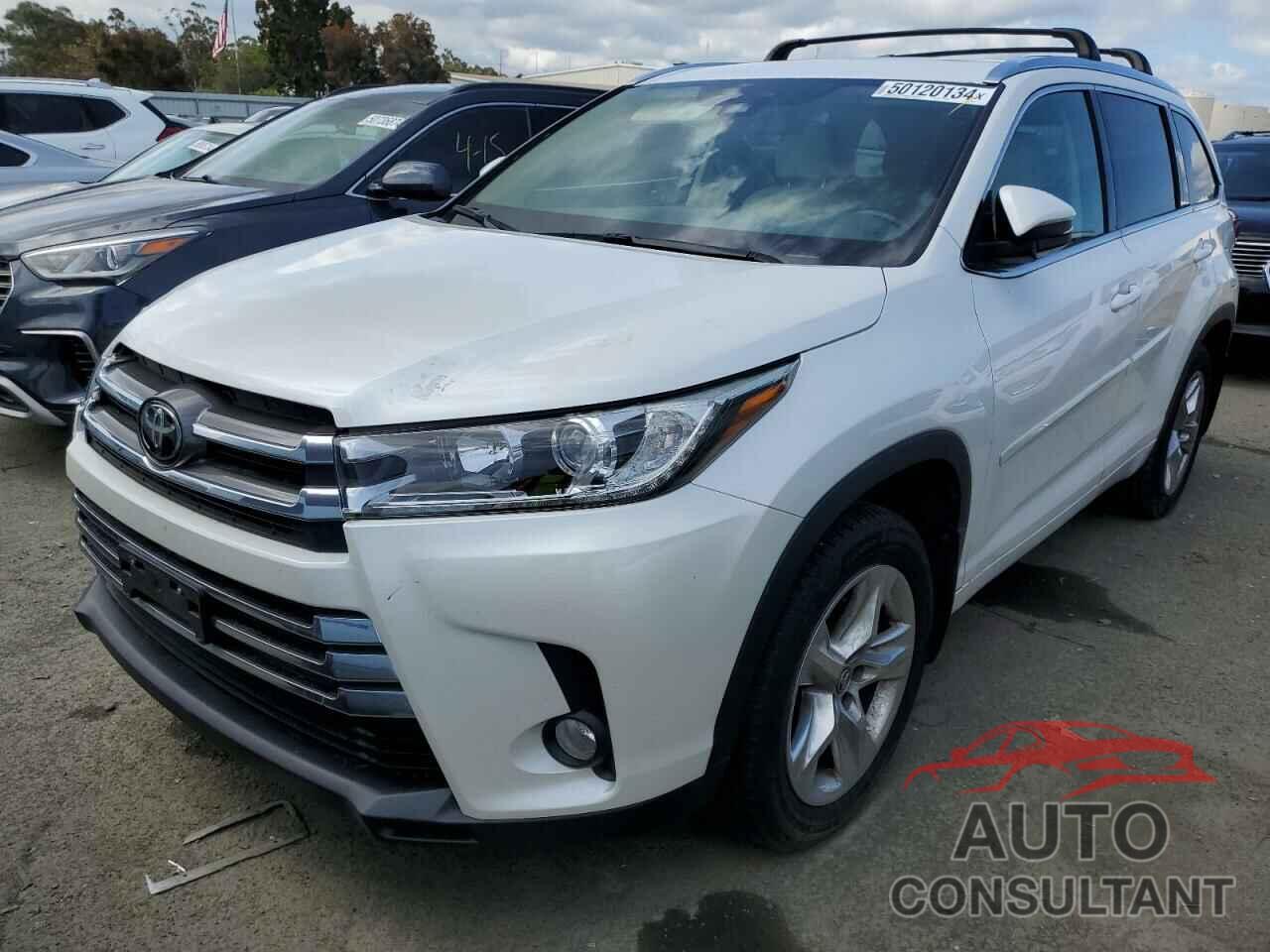 TOYOTA HIGHLANDER 2018 - 5TDDZRFH8JS900877