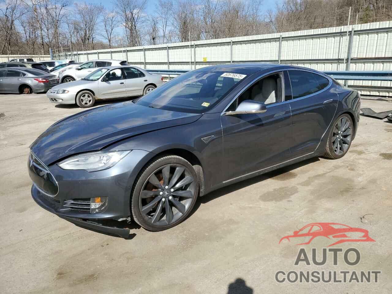 TESLA MODEL S 2016 - 5YJSA1E14GF122451