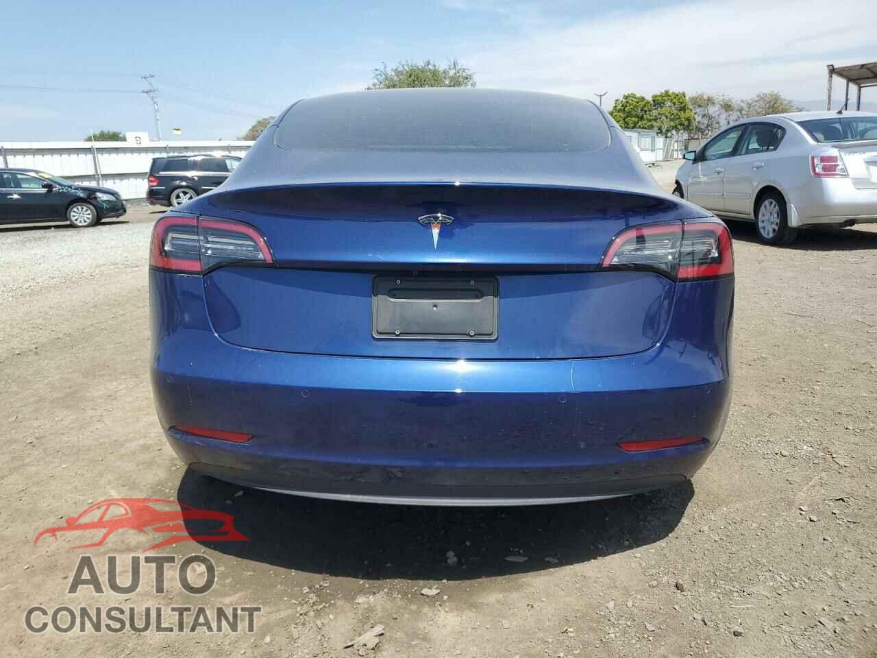 TESLA MODEL 3 2022 - 5YJ3E1EA6NF325895