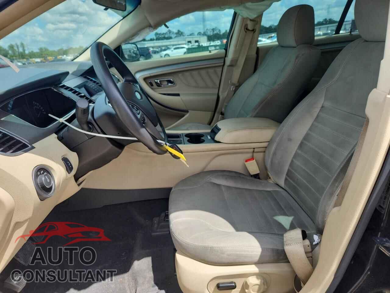 FORD TAURUS 2017 - 1FAHP2D85HG110240