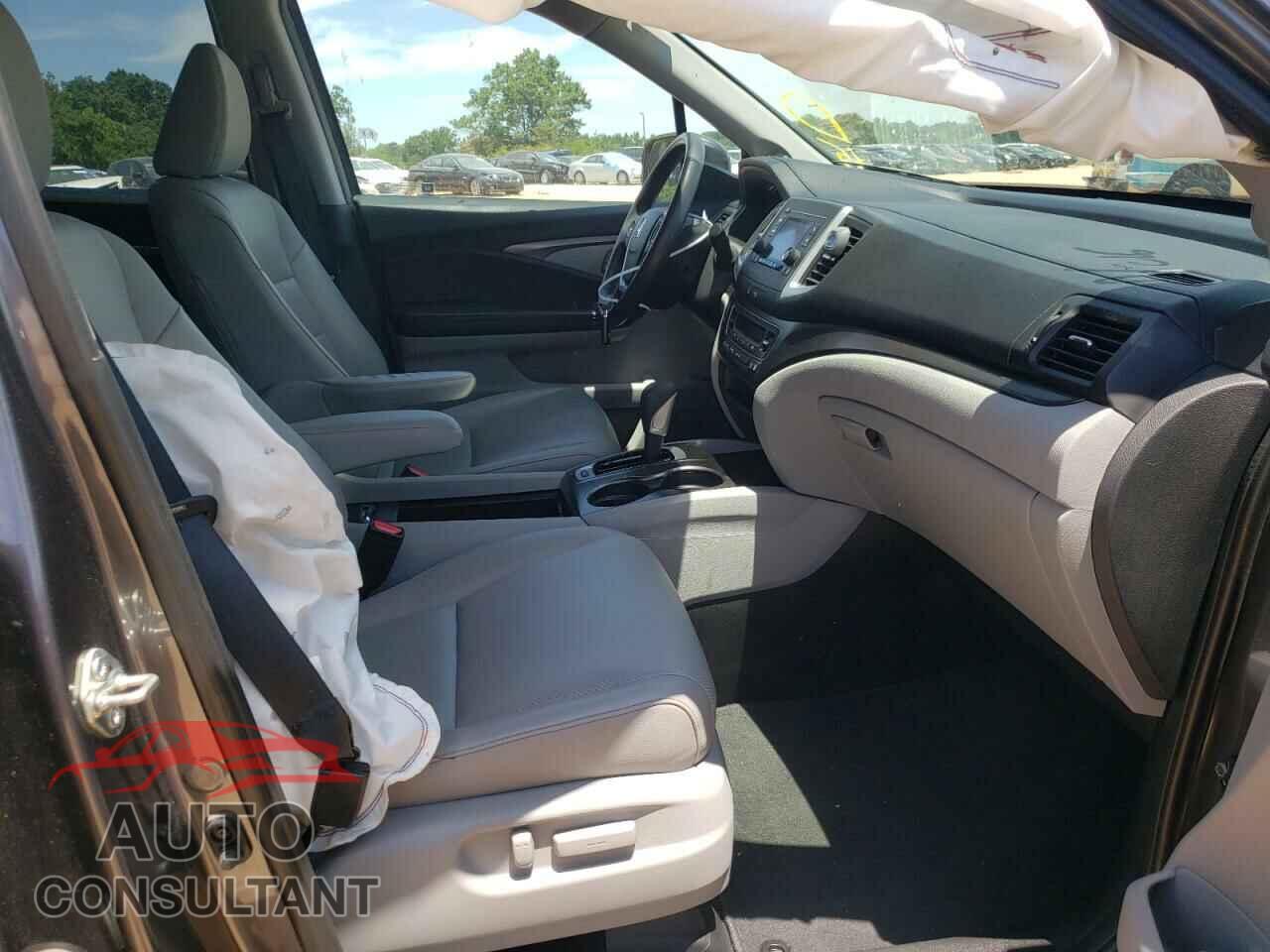 HONDA RIDGELINE 2017 - 5FPYK2F51HB010942