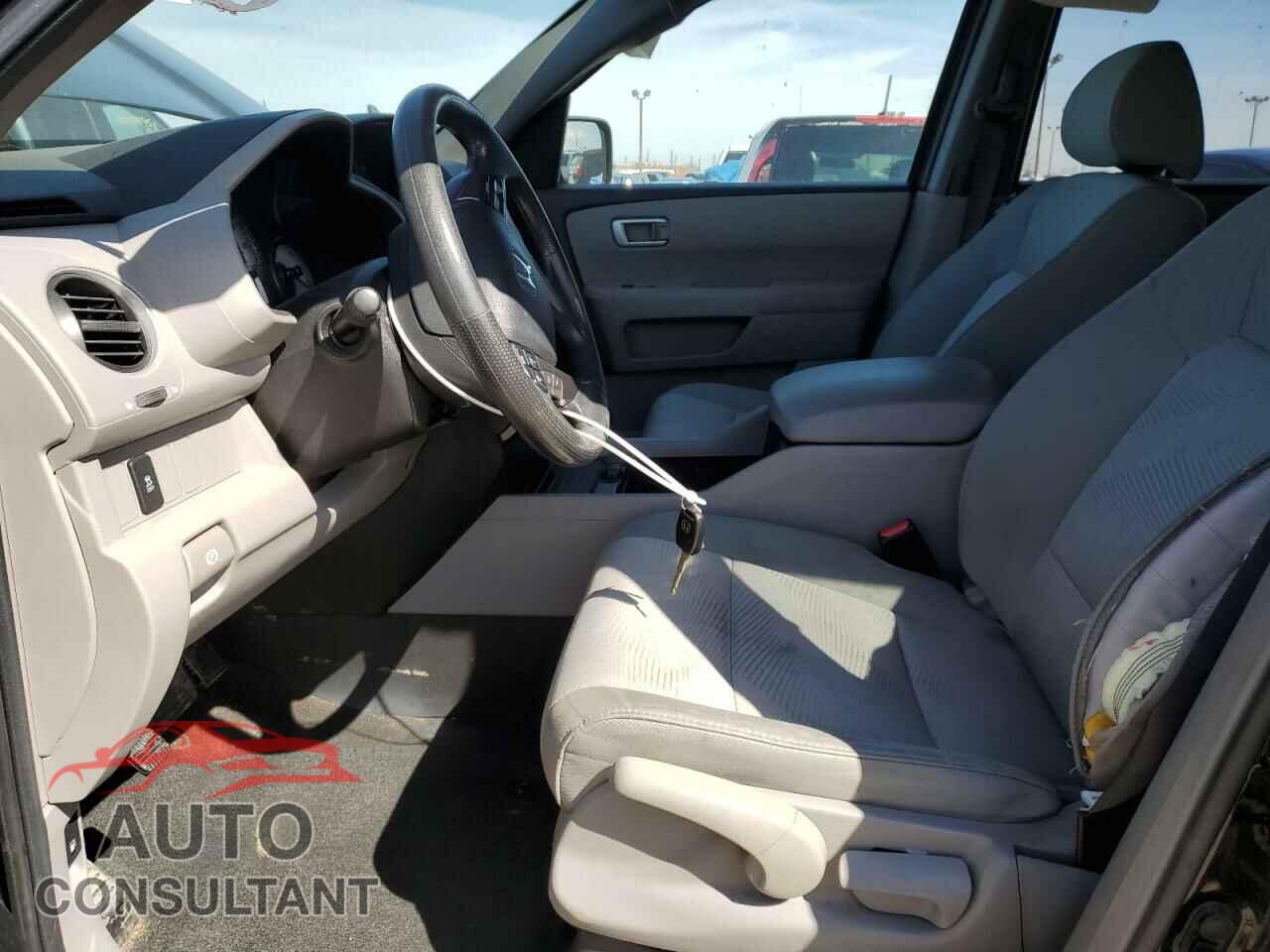 HONDA PILOT 2013 - 5FNYF3H2XDB032129