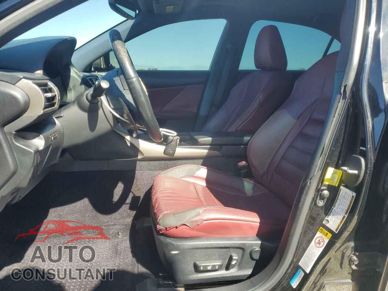LEXUS IS 2014 - JTHBF1D27E5025351