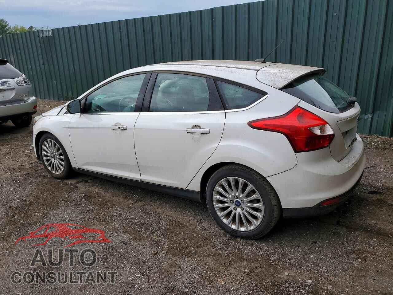 FORD FOCUS 2012 - 1FAHP3N22CL309097