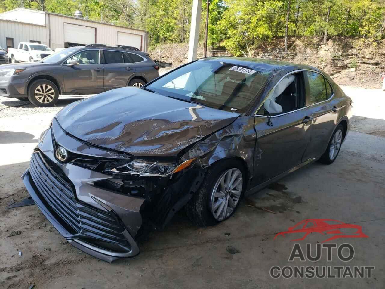 TOYOTA CAMRY 2021 - 4T1C11AK4MU492848