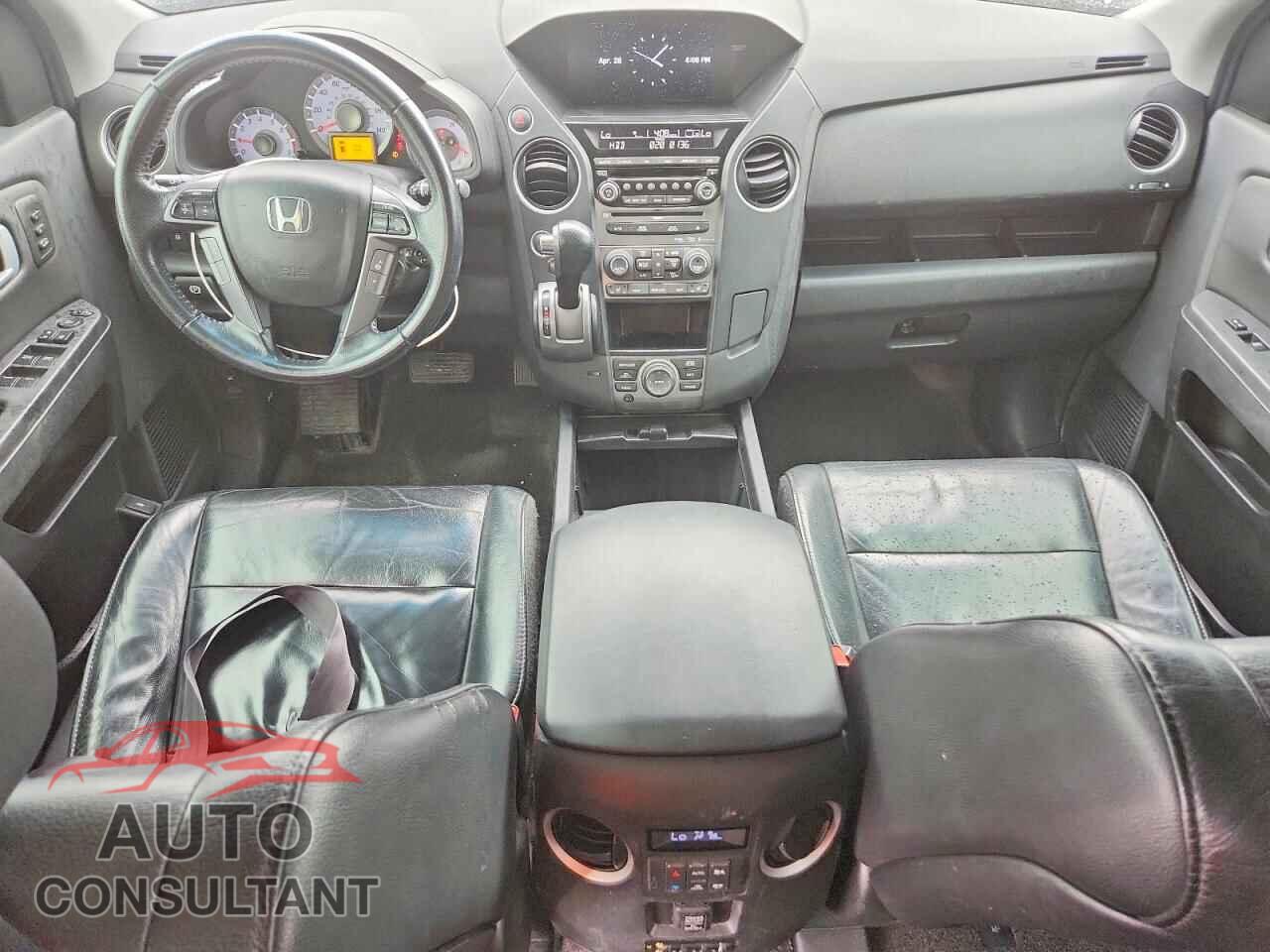 HONDA PILOT 2012 - 5FNYF4H99CB028851