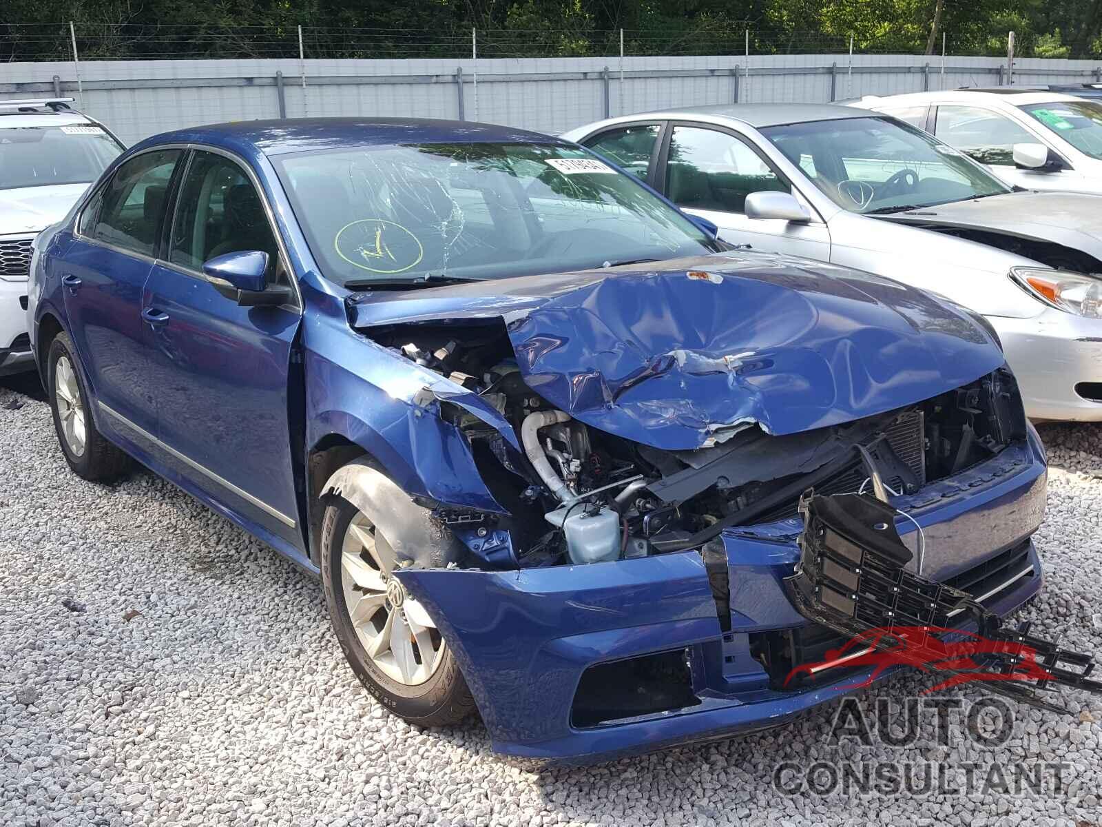 VOLKSWAGEN PASSAT 2016 - 1VWAT7A31GC025041