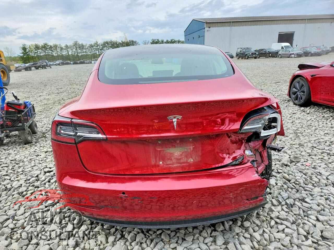 TESLA MODEL 3 2018 - 5YJ3E1EA4JF048139