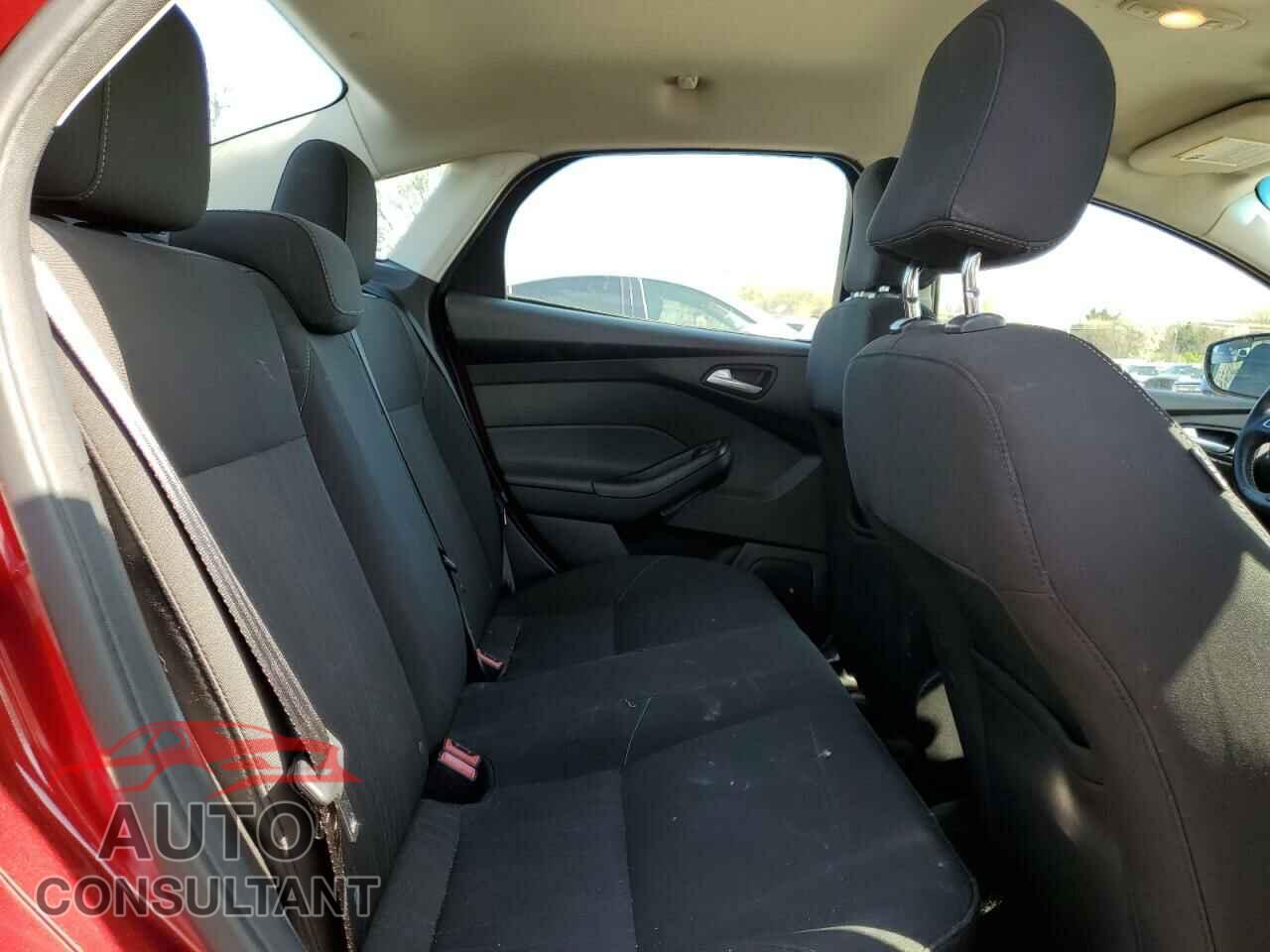 FORD FOCUS 2016 - 1FADP3F23GL232985