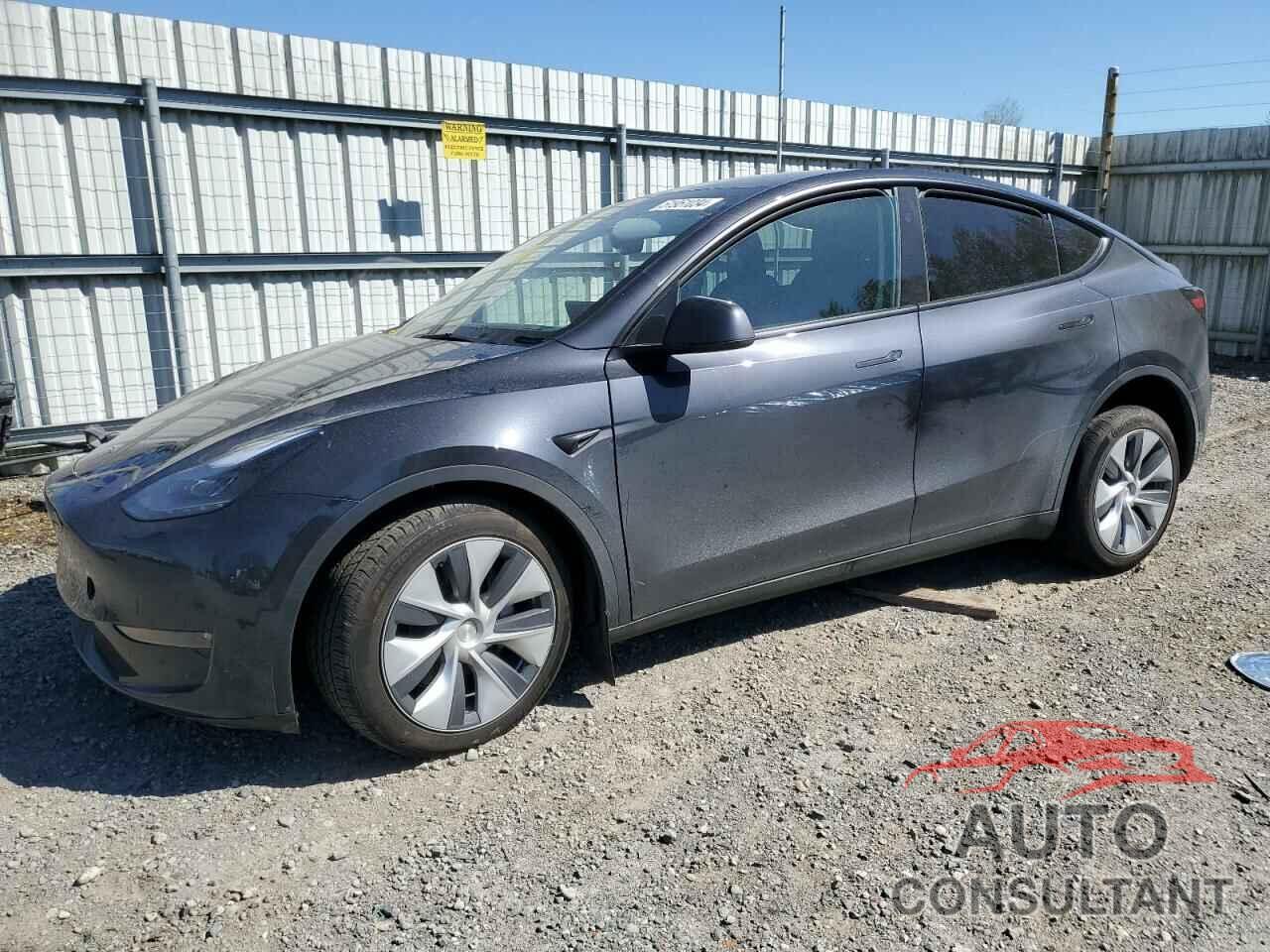 TESLA MODEL Y 2024 - 7SAYGDEE7RF008818