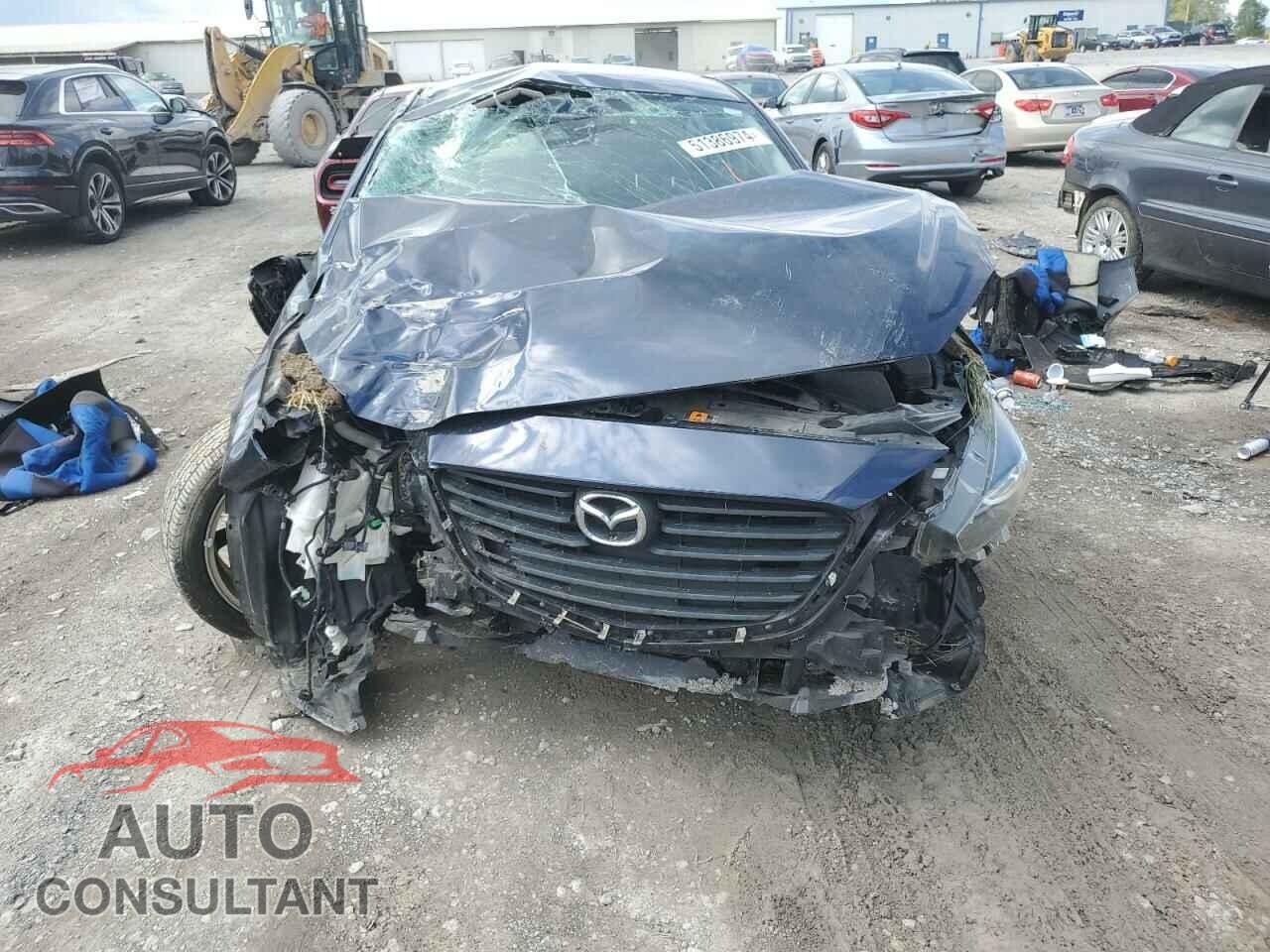 MAZDA 3 2017 - 3MZBN1L78HM108557