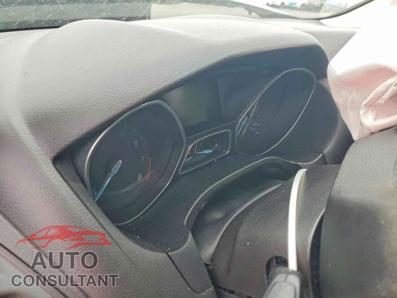 FORD FOCUS 2014 - 1FADP3F27EL201302