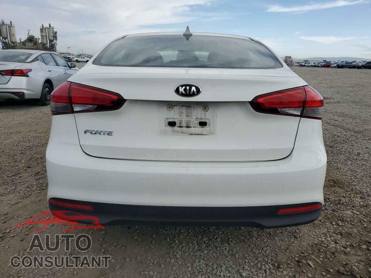 KIA FORTE 2017 - 3KPFK4A73HE102001