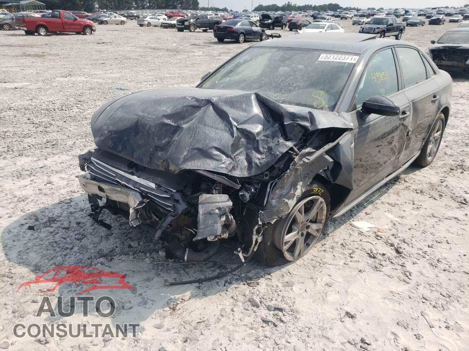 AUDI A4 2018 - WAUDNAF45JA124471