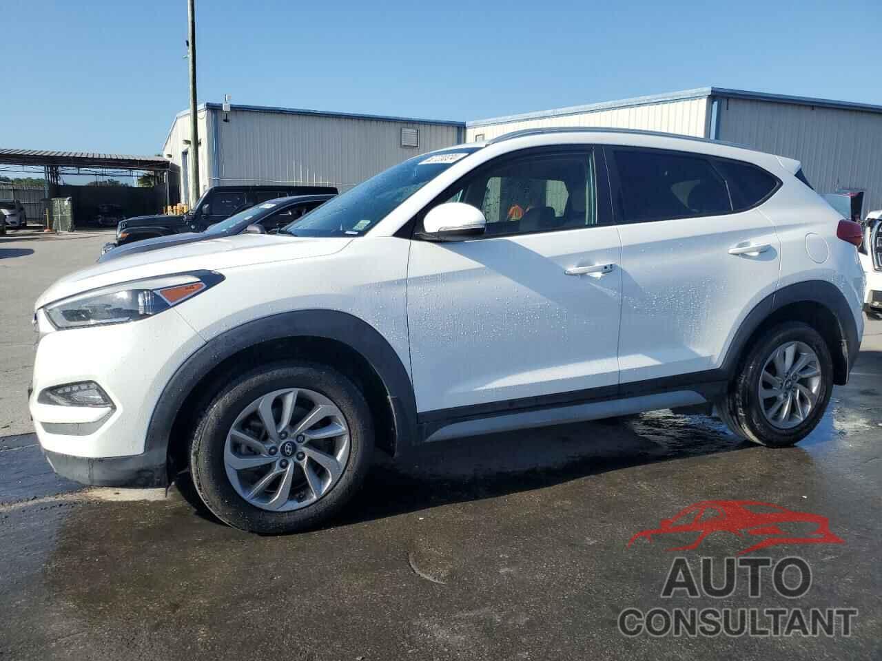 HYUNDAI TUCSON 2018 - KM8J3CA47JU778526