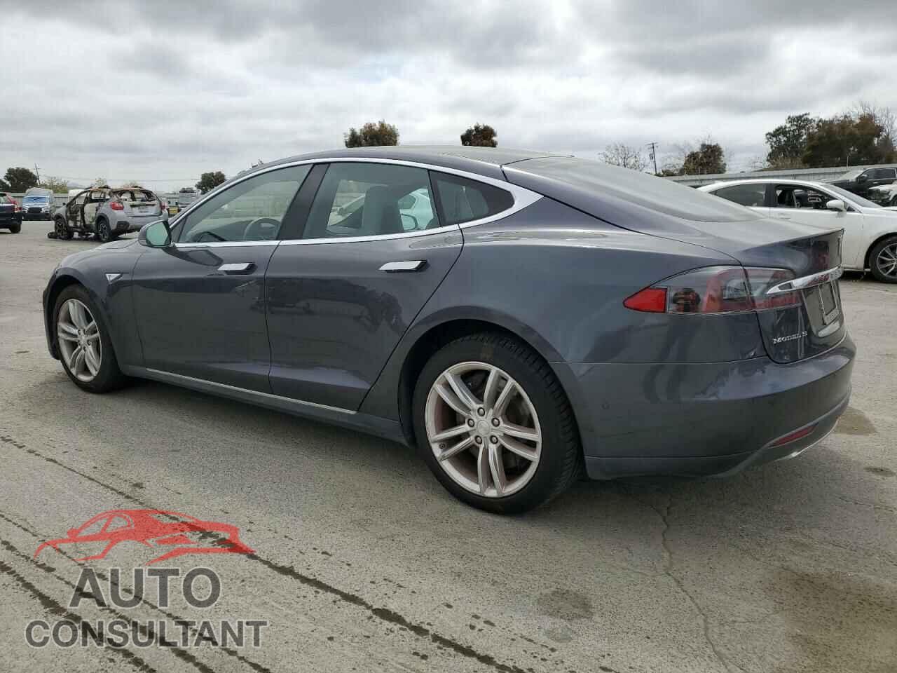 TESLA MODEL S 2015 - 5YJSA1S12FF098654