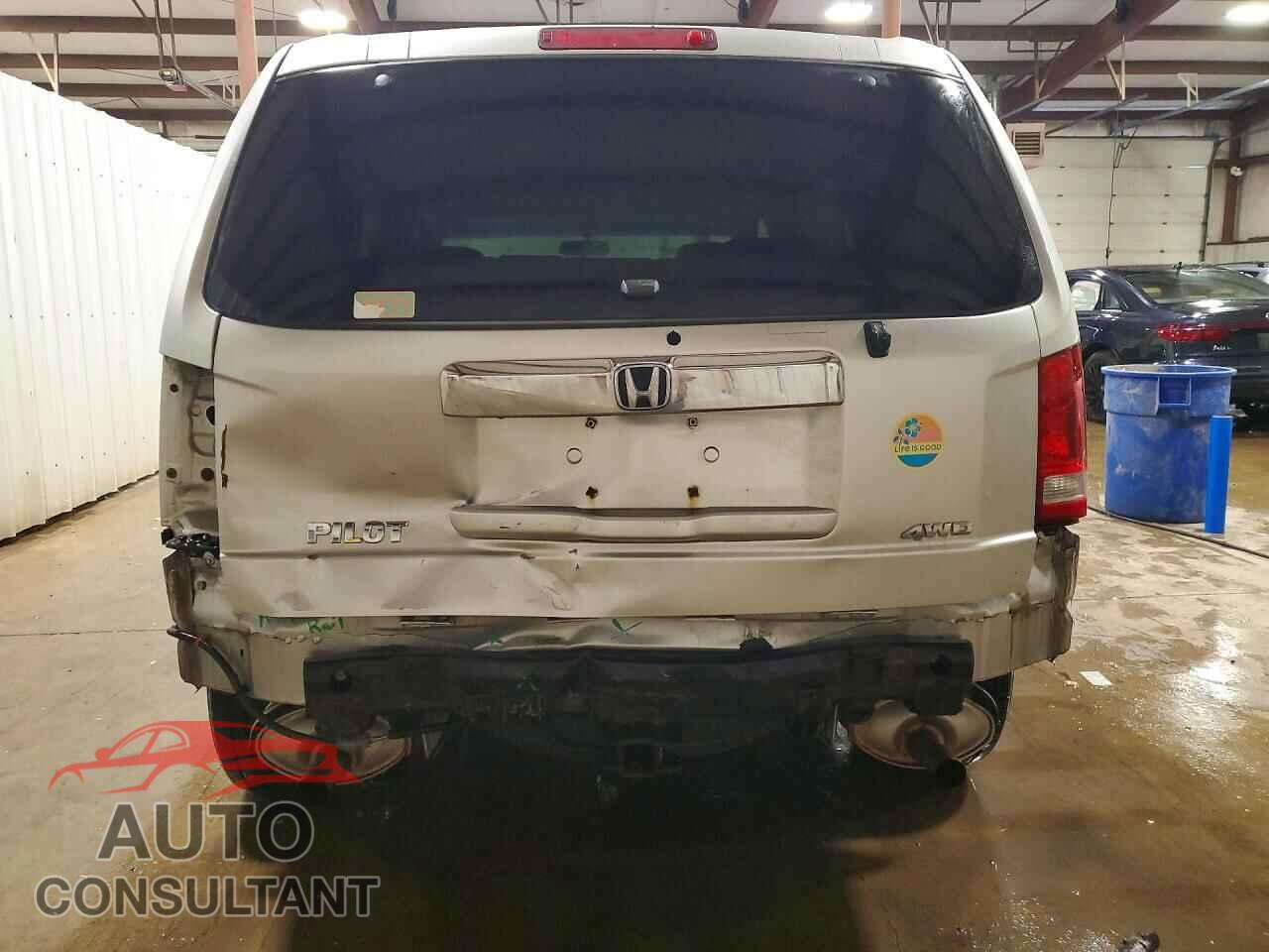 HONDA PILOT 2011 - 5FNYF4H20BB059827