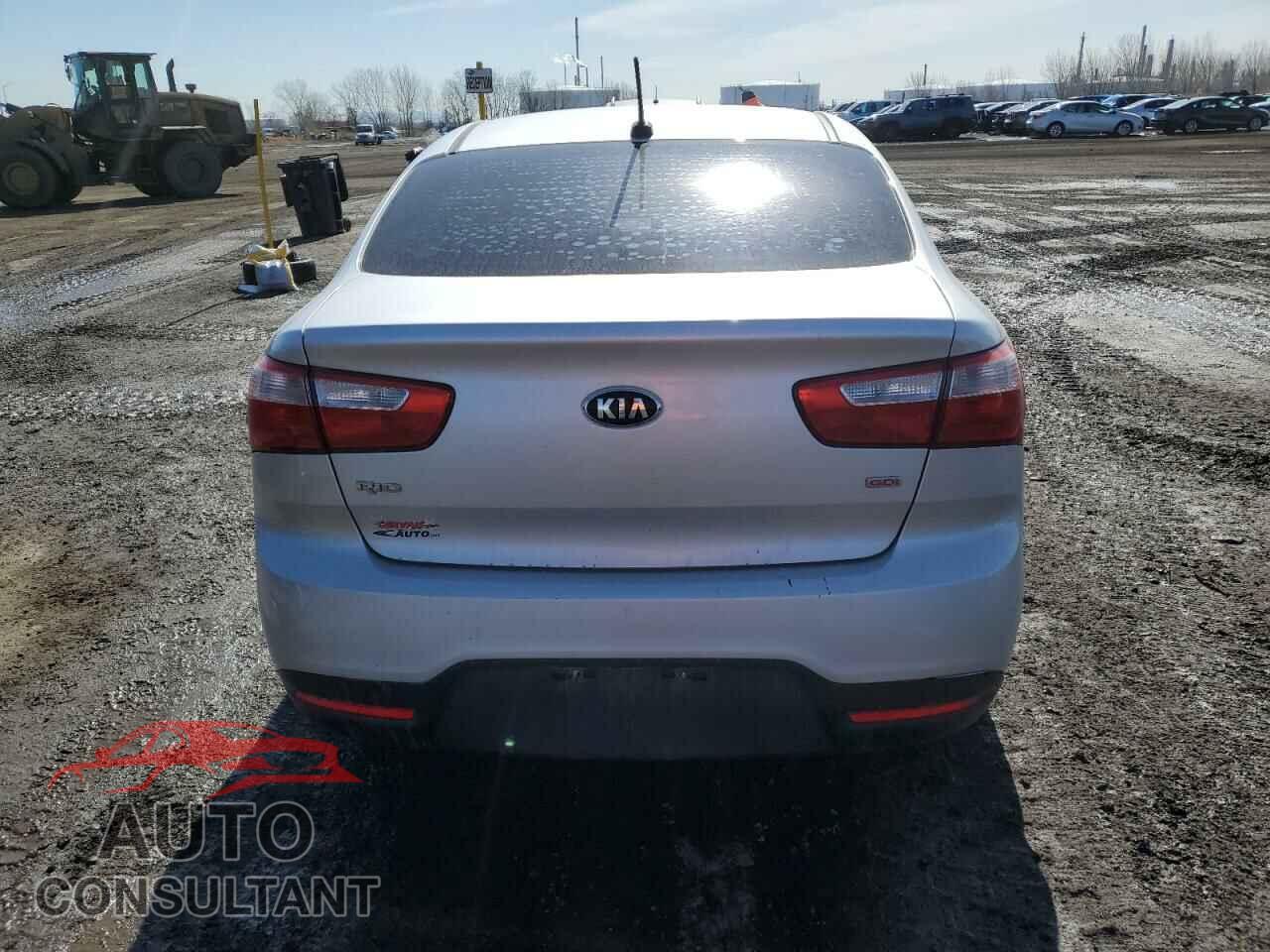 KIA RIO 2015 - KNADM4A39F6514695