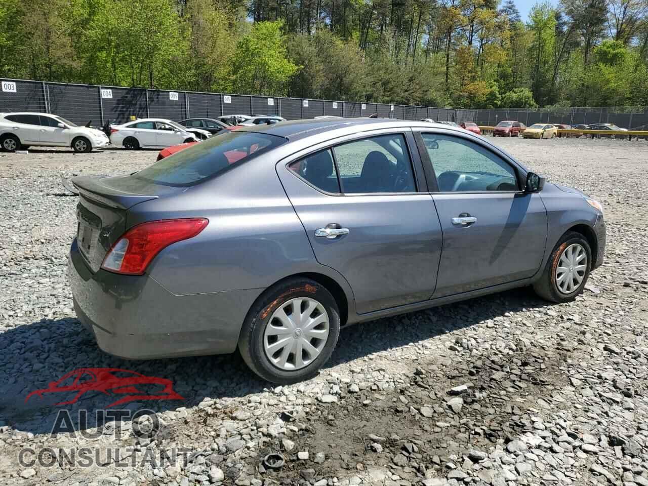 NISSAN VERSA 2017 - 3N1CN7AP3HL813398