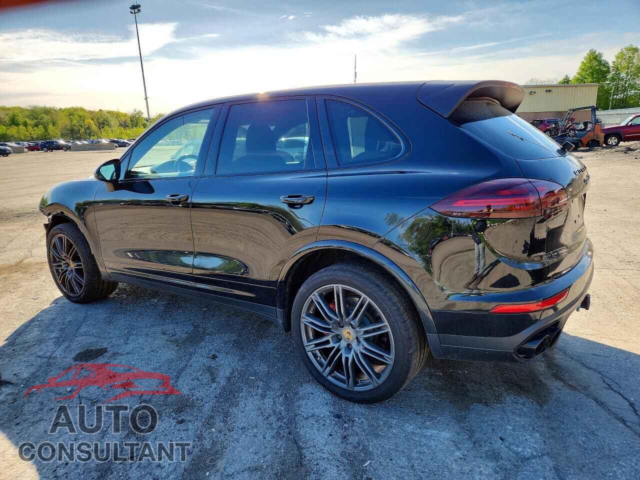 PORSCHE CAYENNE 2017 - WP1AC2A27HLA92823