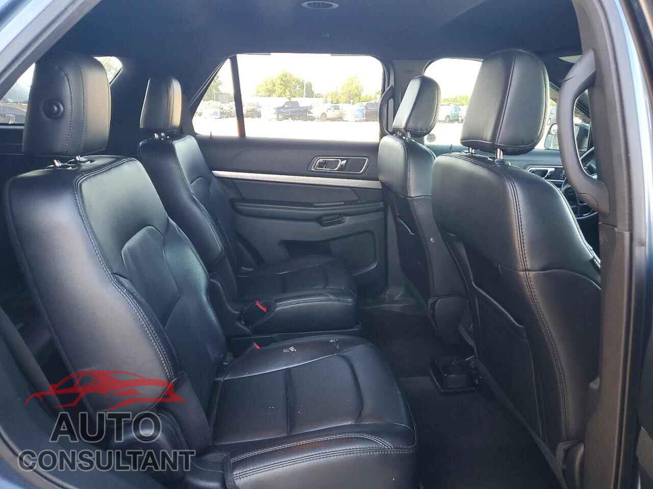 FORD EXPLORER 2018 - 1FM5K8D88JGA25330