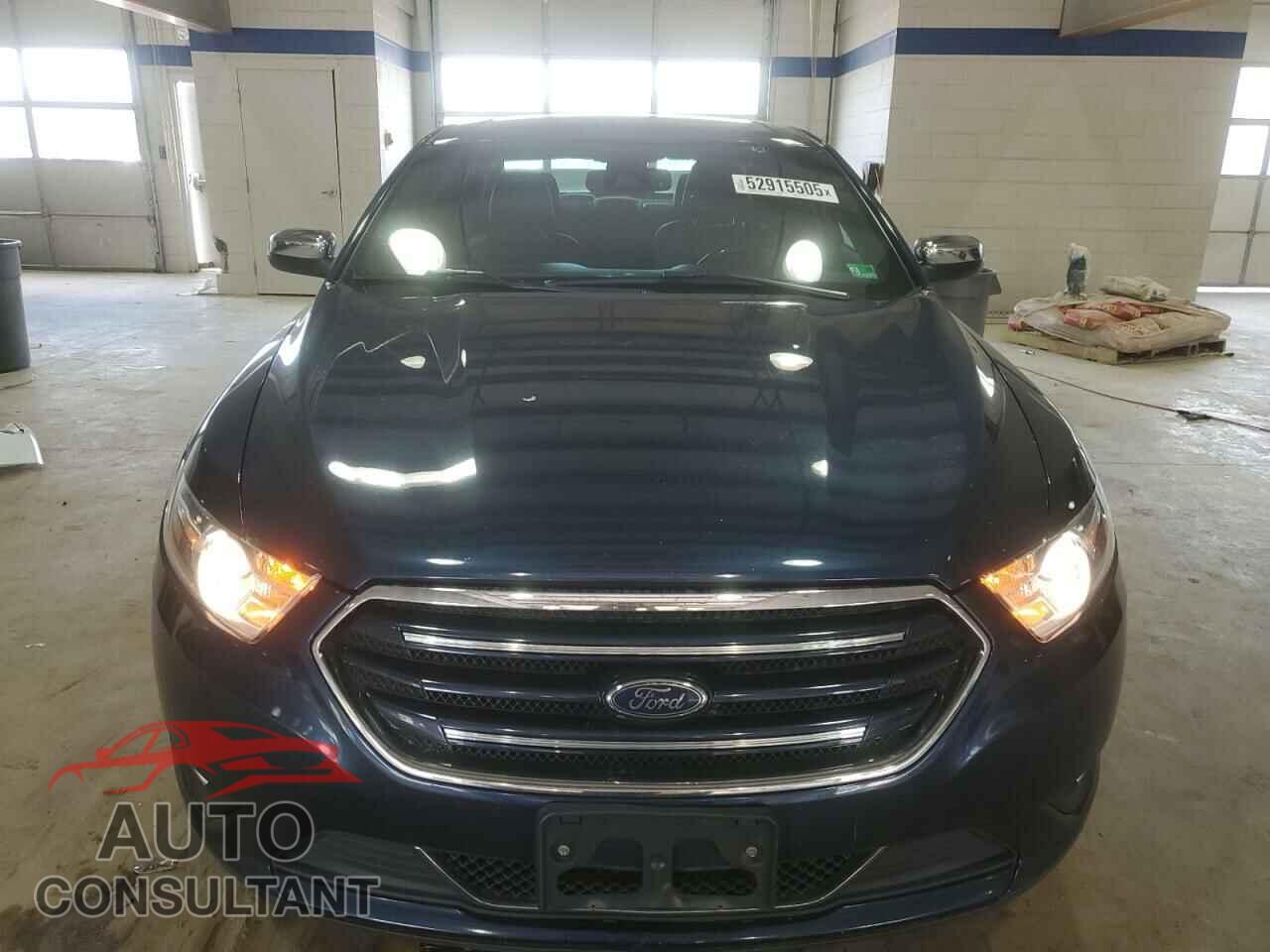 FORD TAURUS 2017 - 1FAHP2F84HG116592