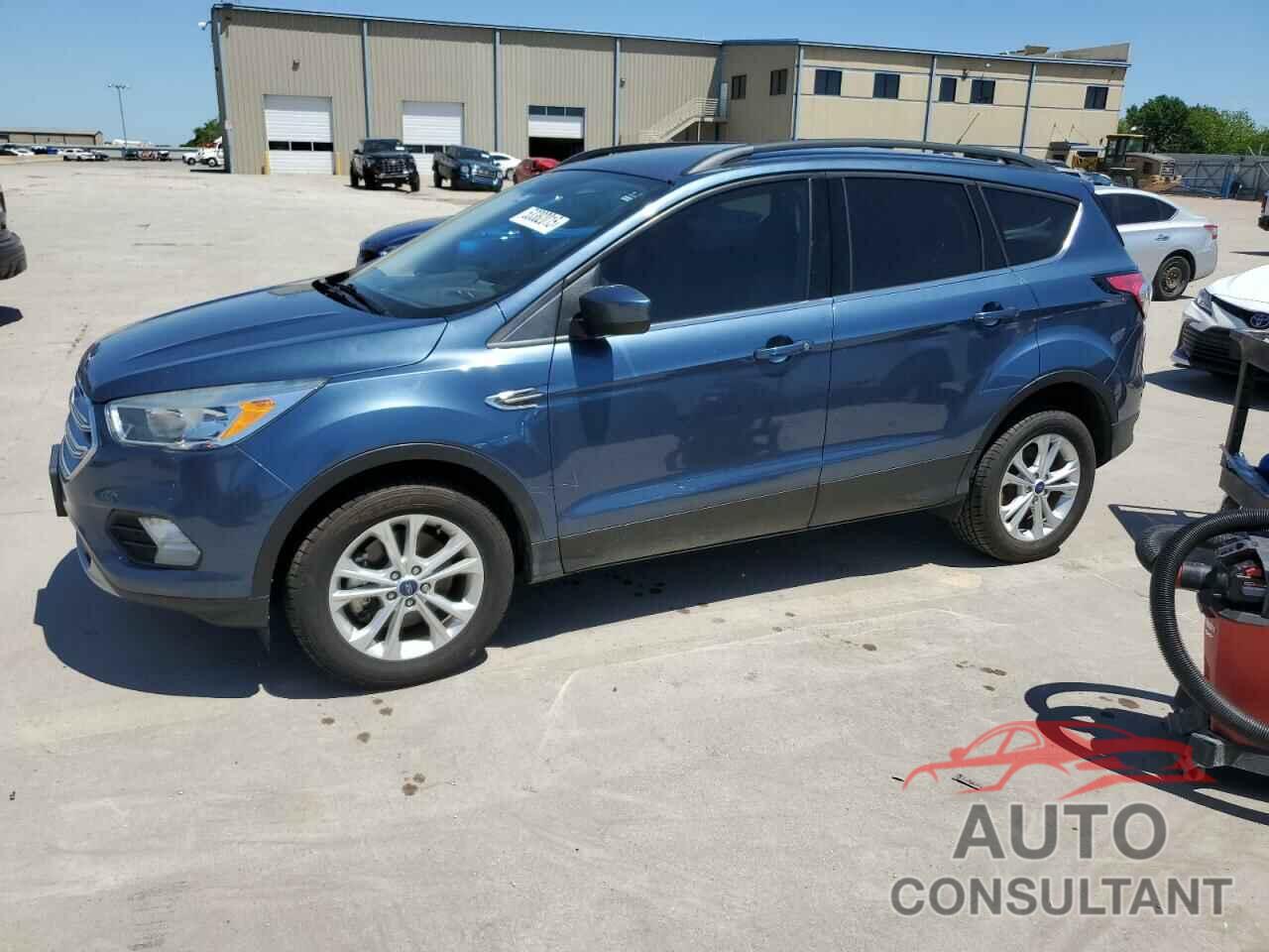 FORD ESCAPE 2018 - 1FMCU9GD1JUC75672